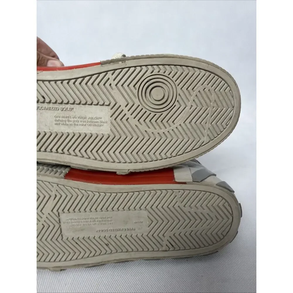 Off white vulcanized sneaker Gray size 42